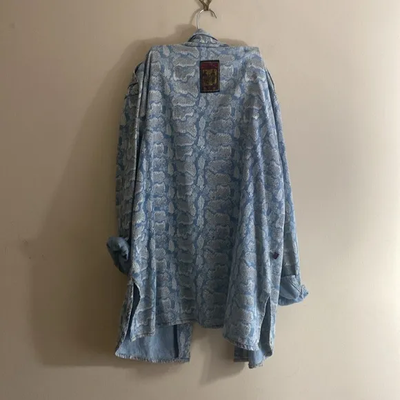 Vintage Palmer E Palmer Shorts and Top with Blue Camo and Snakeskin Pattern