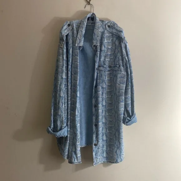 Vintage Palmer E Palmer Shorts and Top with Blue Camo and Snakeskin Pattern
