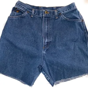 VINTAGE Wrangler High Waisted Boyfriend Shorts