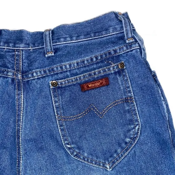 VINTAGE Wrangler High Waisted Boyfriend Shorts