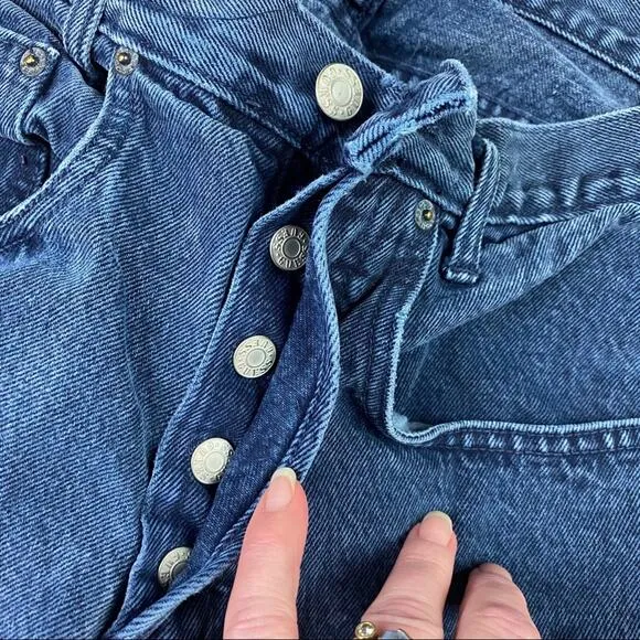 VTG Guess High Rise Mom Jean Shorts 29 Button Fly