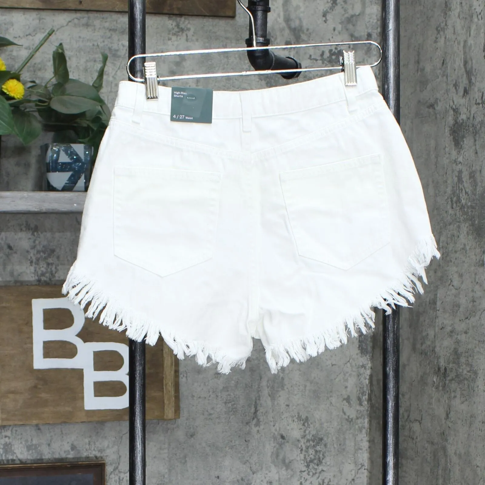 Wild Fable Women's High-Rise Frayed Hem Jean Shorts 20WFSH018B White 4