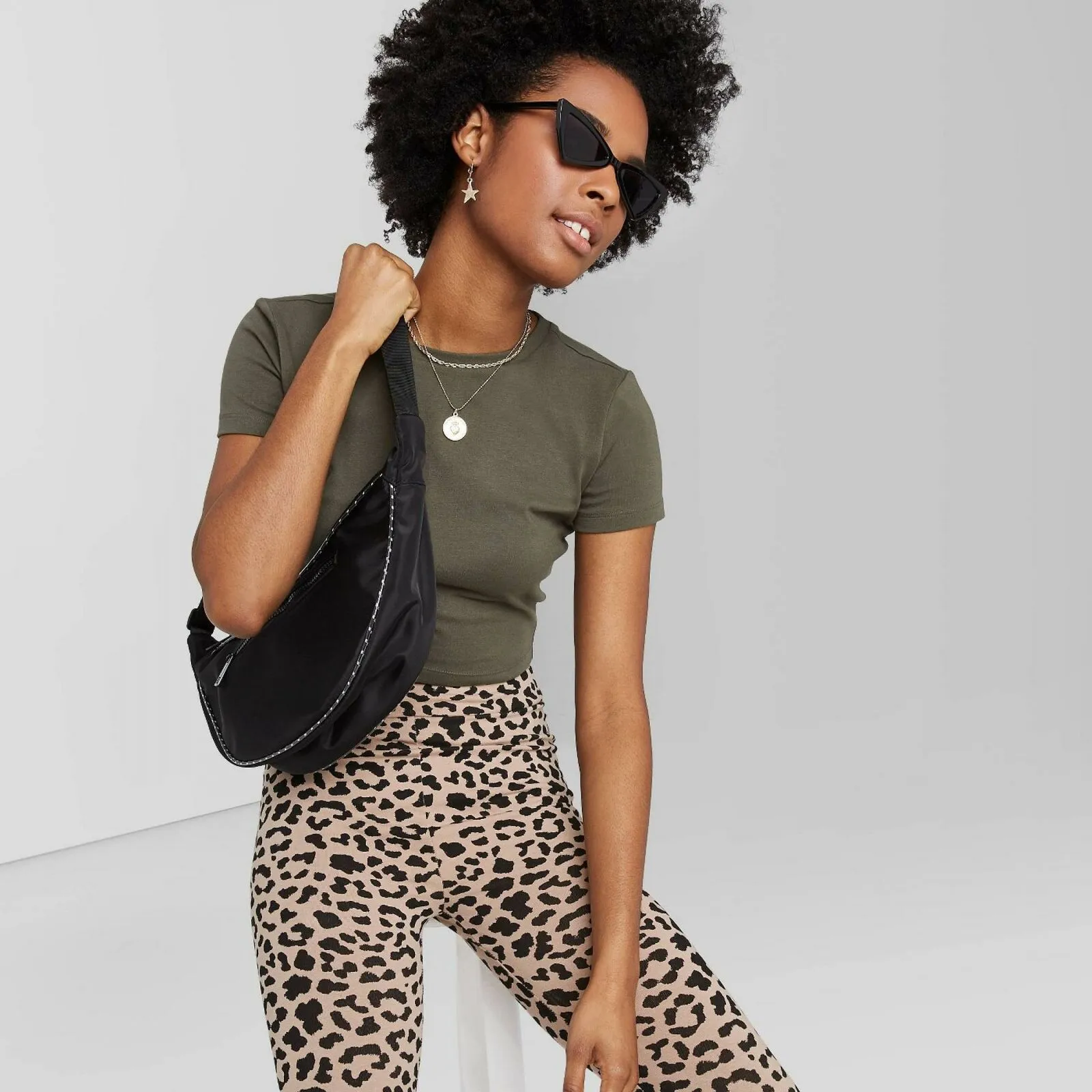 Wild Fable Women's Short Sleeve Cropped T-Shirt