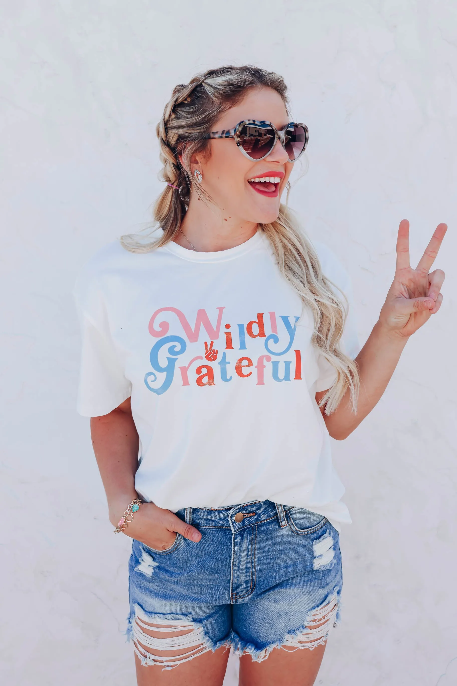 Wildly Grateful Graphic Tee