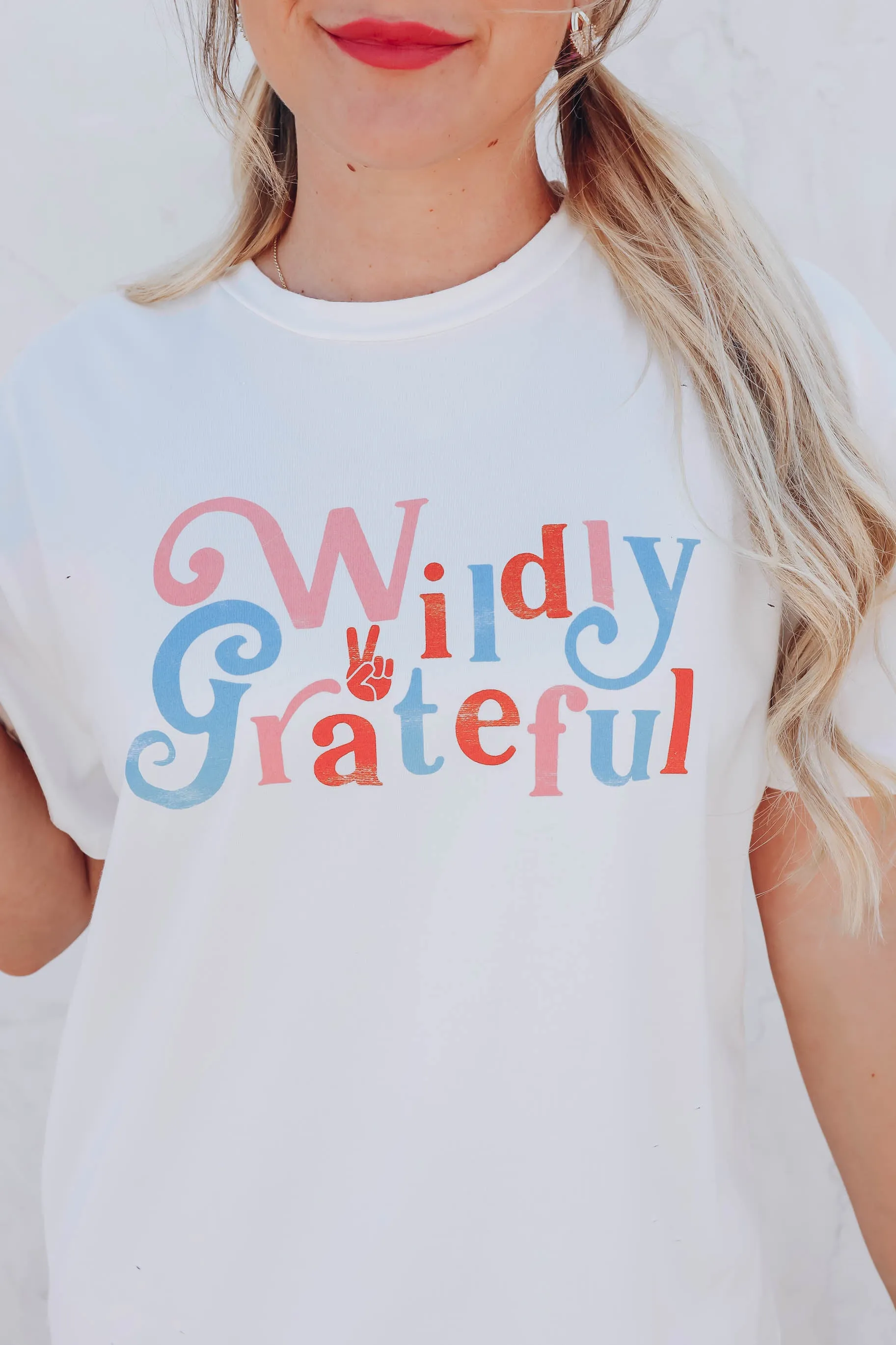 Wildly Grateful Graphic Tee