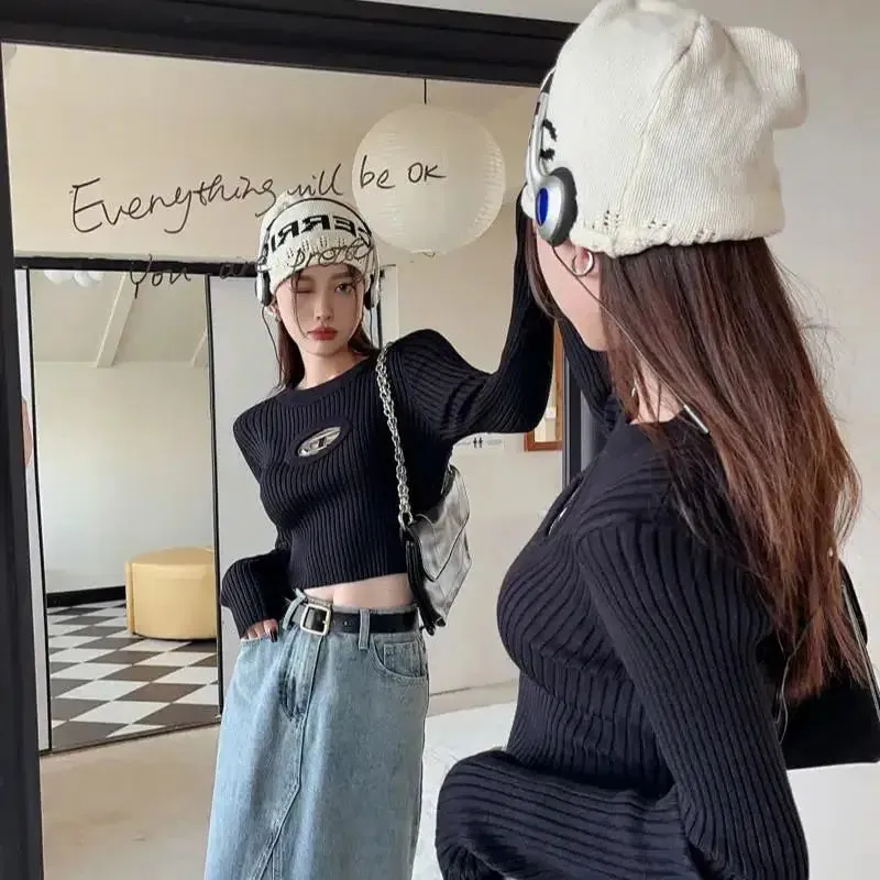 Y2K Ribbed Cropped Sweater with Plunge Detail and Long Sleeves